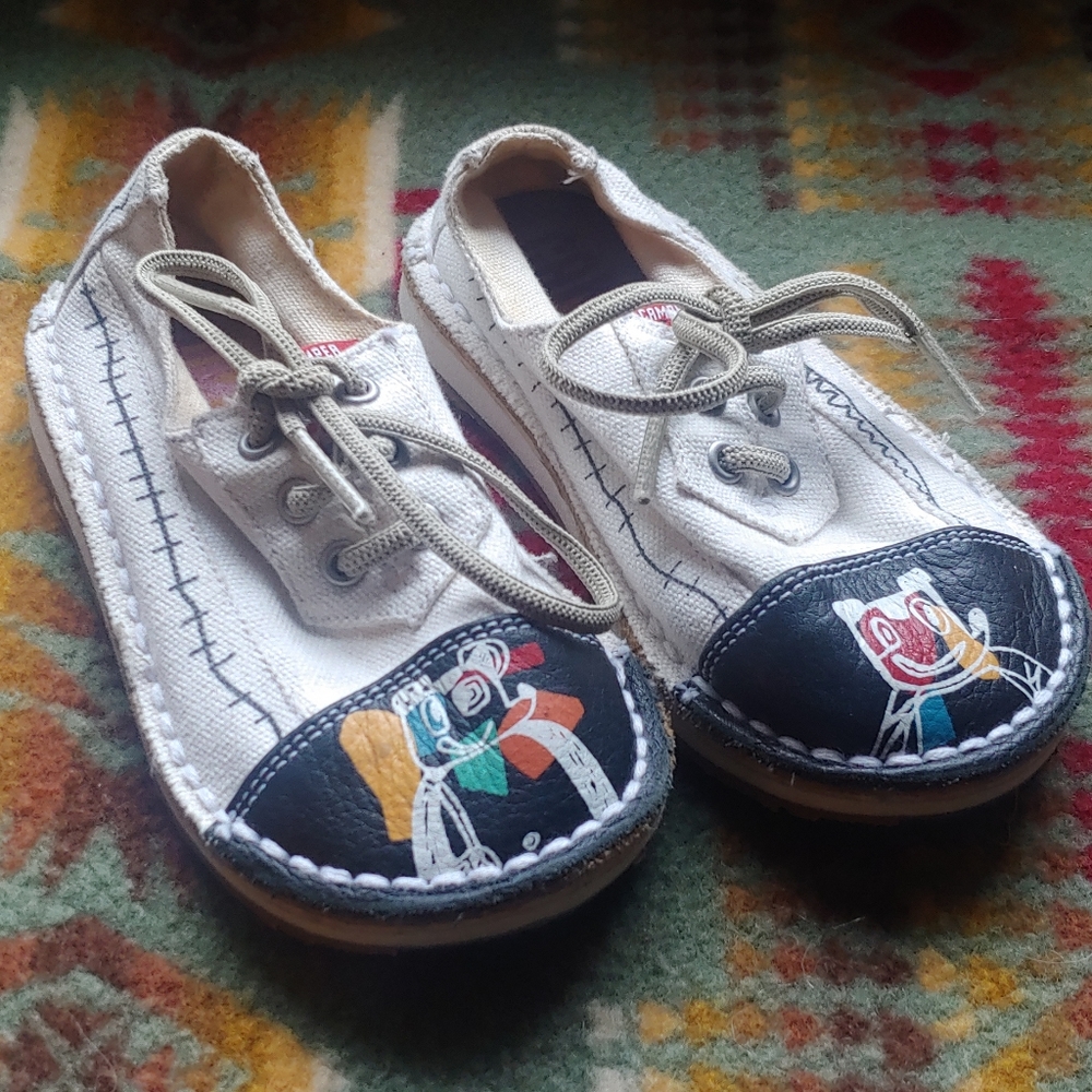 Camper Shoes Bike Love